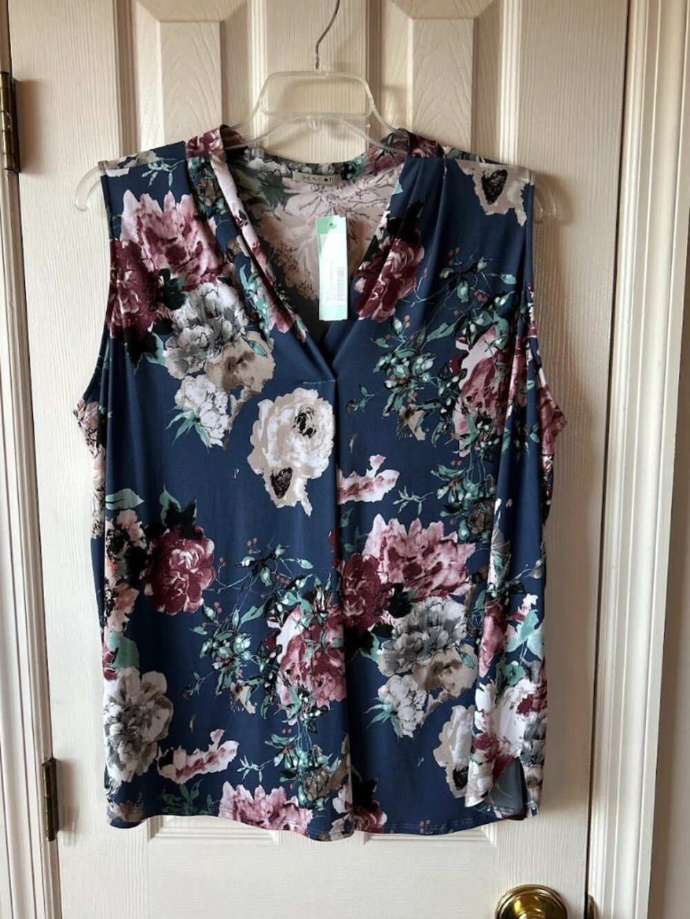 NWT BEACON Alicia Pleat Detail Knit Top V-Neck 3X Blue/Purple Floral STITCH FIX